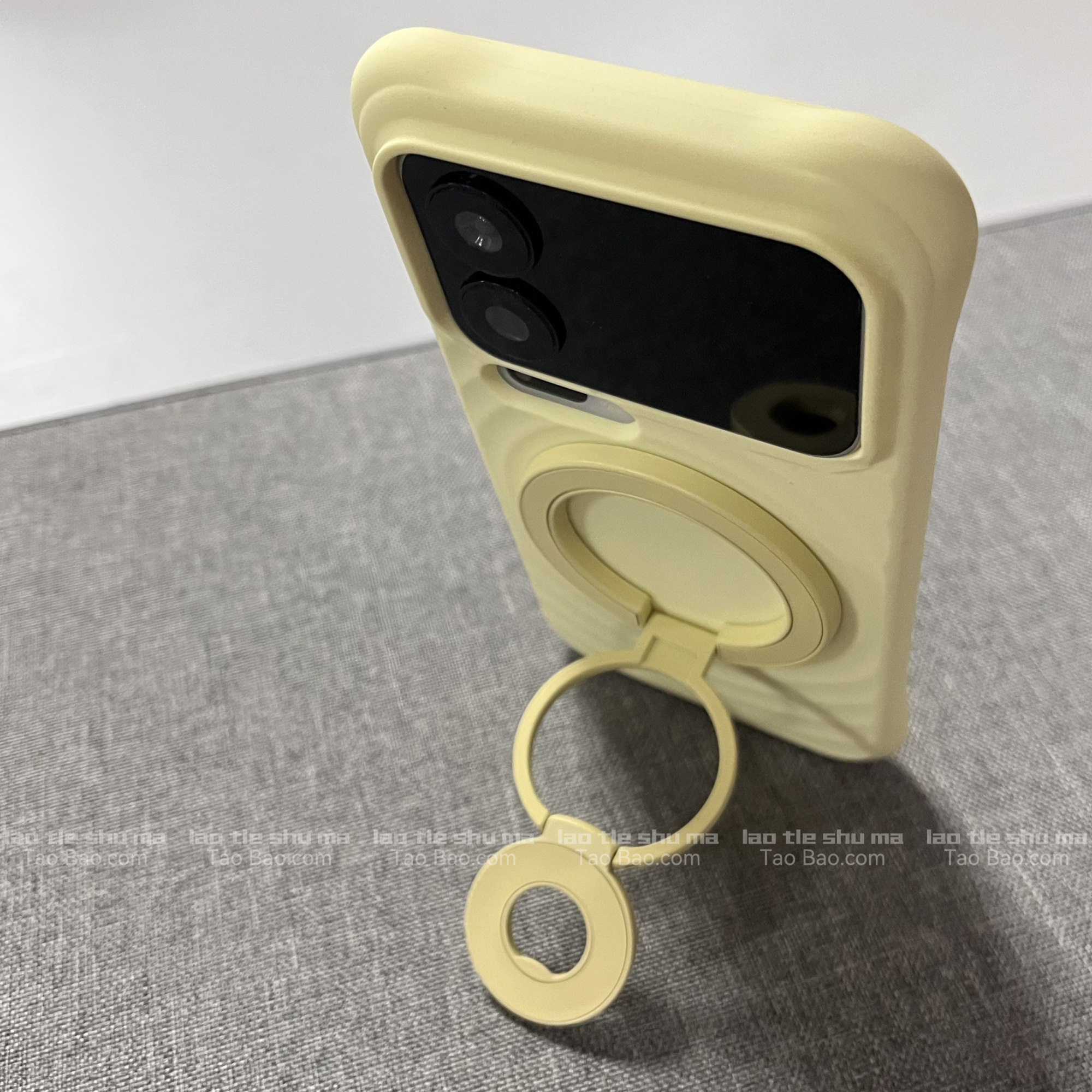 ins奶油黄色小众高级感双面磁吸三折叠支架适用小米17pro max/14/15手机壳iPhone苹果13波漾液态硅胶软糯情侣