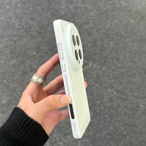 月光白色散热蜂窝镂空适用小米POCO X8Pro/F8 Ultra手机壳POCOX7/F7/F6/F5PRO全包镜头膜高级感磨砂纯色套