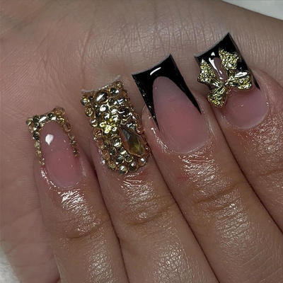 Butterfly hot girl diamond studded nail art fake nails假指甲