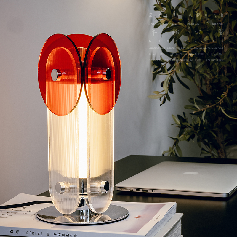 年轮公园亚克力桌面现代原创台灯