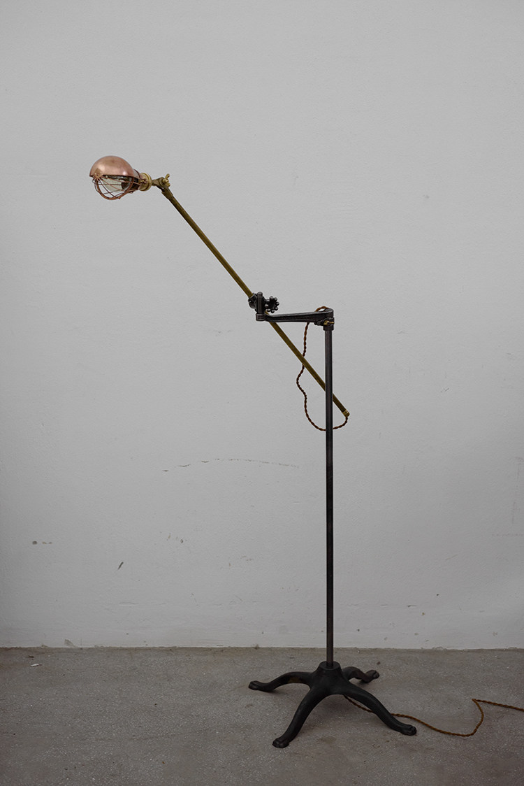 年轮公园ZORING PARK宅造店 O.C White经典款 美式复古工业落地灯