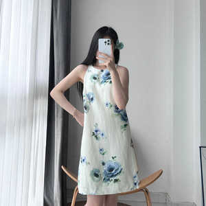 蓝色花朵亚麻无袖背心裙女24夏季法式文艺浪漫修身迷你A字连衣裙