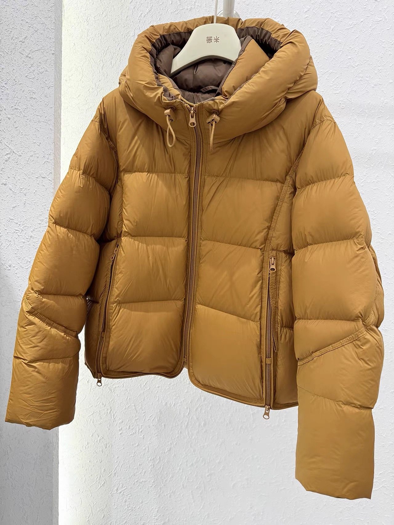 8533欧货时尚抽绳花苞连帽两侧拉链休闲阔版短装加厚羽绒服冬装