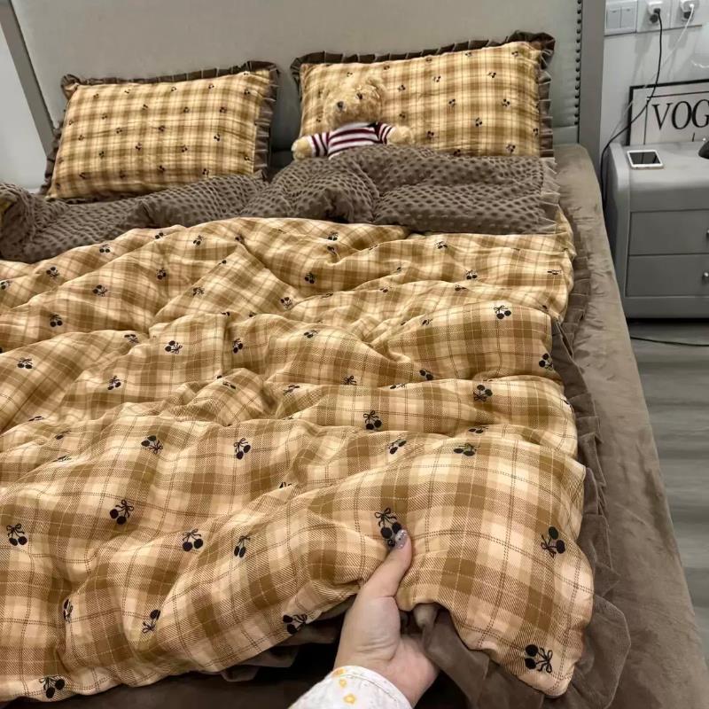 新疆包邮a类全棉纯棉双层纱四件套牛奶绒豆豆绒冬季加厚床单被套2