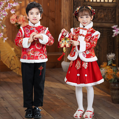 原创儿童汉服女童拜年服加厚洋气中国风唐装日常喜庆年服秋冬套装