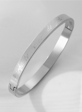 新款钛钢手镯创意简约腐蚀祝福语图案卡扣情侣手环不锈钢饰品
