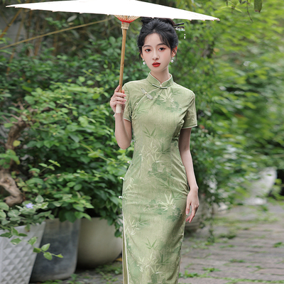 绿色夏季送考旗袍一路绿灯