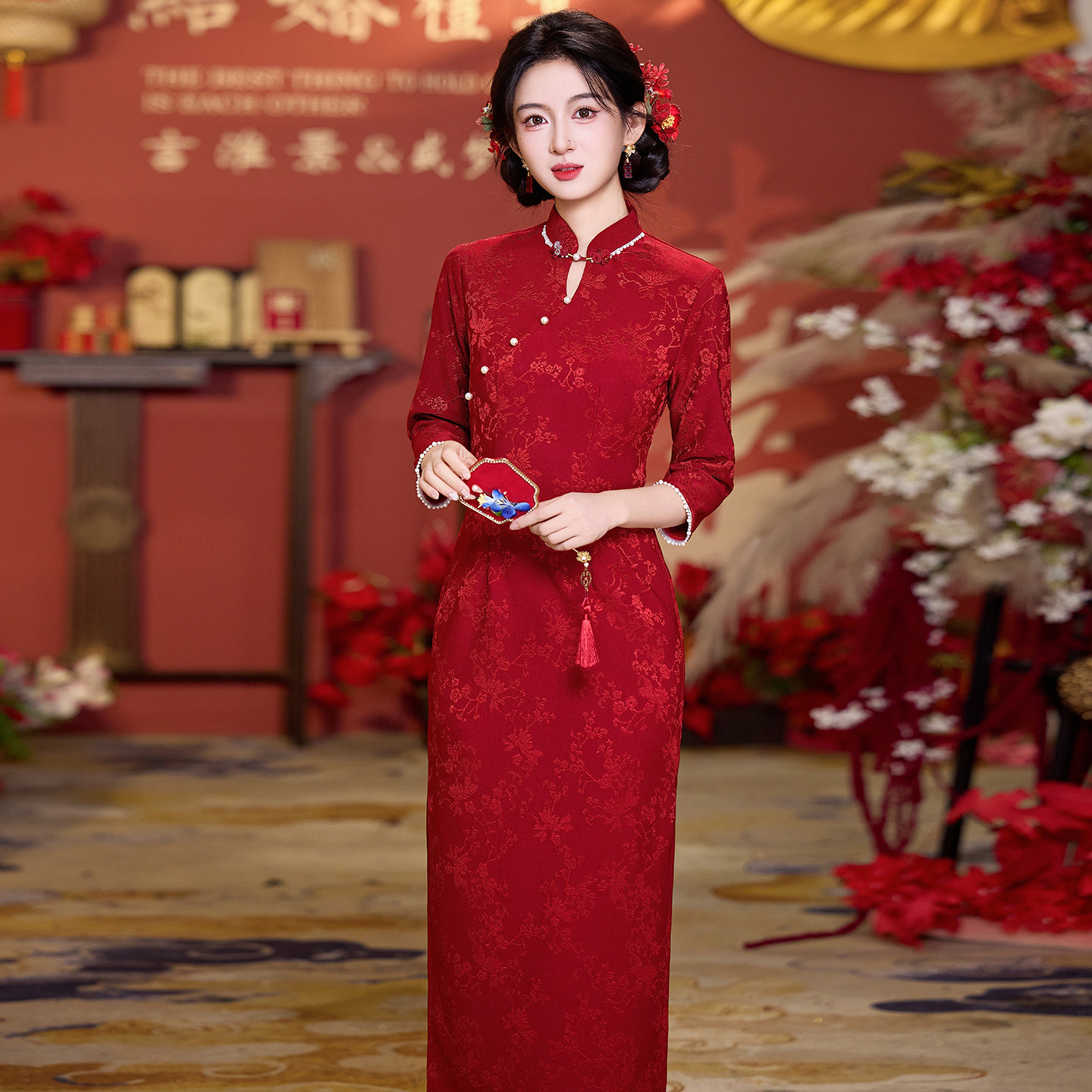 红色新中式旗袍敬酒服新娘礼服裙图片