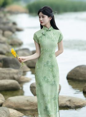绿色送考旗袍2026年新款日常可穿气质高端新中式年轻款少女连衣裙