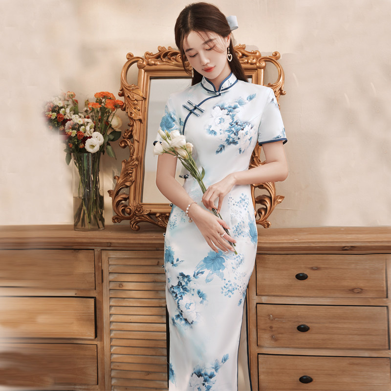 改良版长旗袍2022年夏季新款中国风复古气质名媛性感包臀显瘦优雅在类目 女装/女士精品, 婚纱/旗袍/礼服, 旗袍中 - 来自Buy2taobao.com提供专业的淘宝代购服务