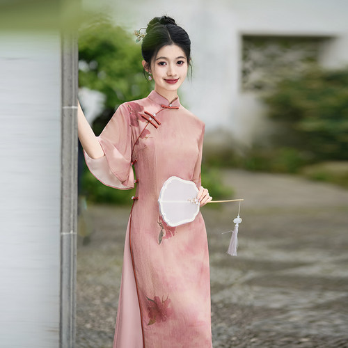 新中式气质高端改良文艺奥黛茶服