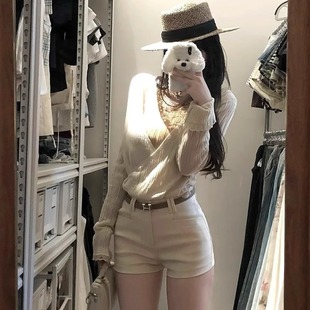 辣妹性感百搭防走光a字包臀百搭热裤 2025新款 女夏季 杏色休闲短裤