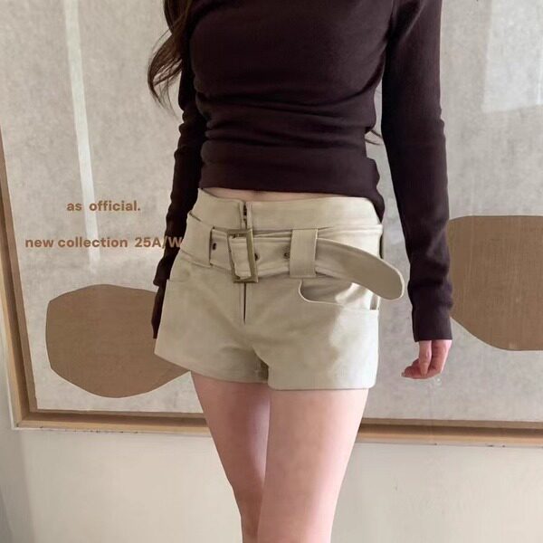 复古设计感麂皮绒短裤女秋冬新款显瘦百搭辣妹气质通勤a字热裤子