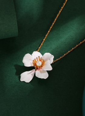 珍珠白色樱花花瓣流苏项链锁骨链