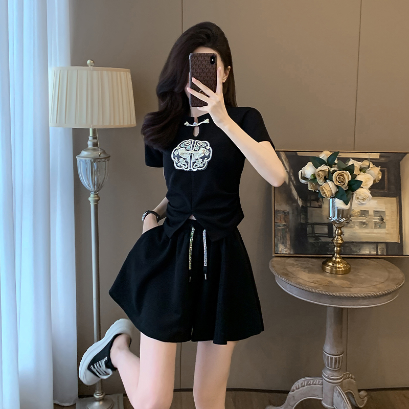 风短袖阔腿短裤刺绣套装女夏
