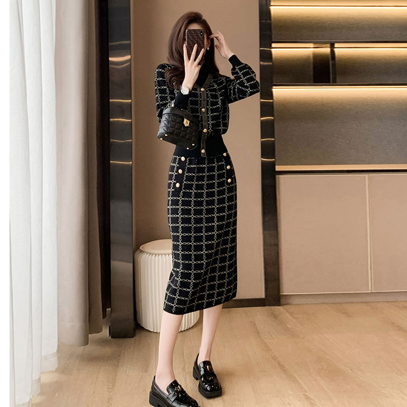 伊乐朵针织小香风时尚套装裙子女