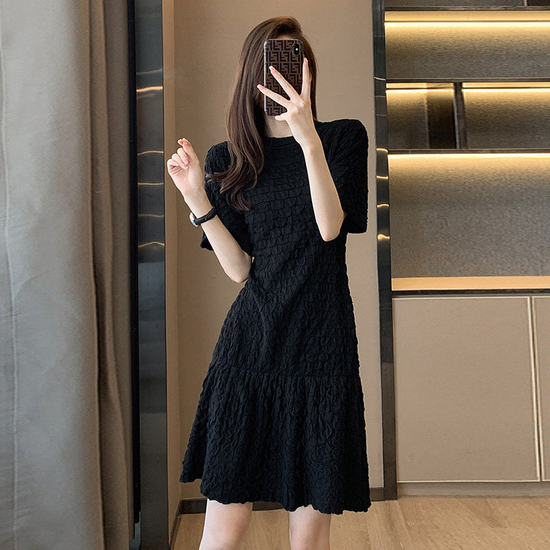 荷叶边针织连衣裙2025年夏季新款女装法式气质显瘦小个子减龄裙子