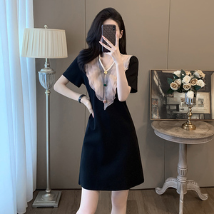 高级感气质V领黑色连衣裙女夏季新款法式优雅显瘦宽松休闲T恤短裙