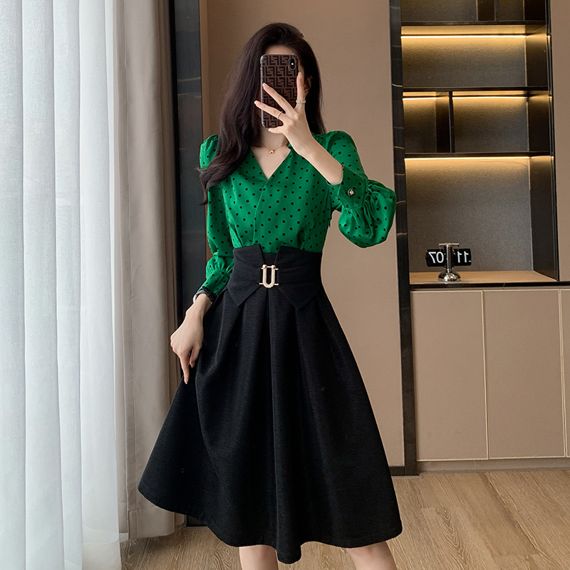 高级感复古显瘦高腰拼接连衣裙