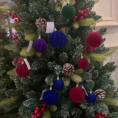 Christmas Decoration Ball Plastic Painted Flocking Ball Chri