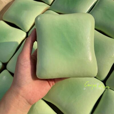 Sticky Cube Slow?Rising Squishy Toy, PU Ultra?Wet Soft Tacky