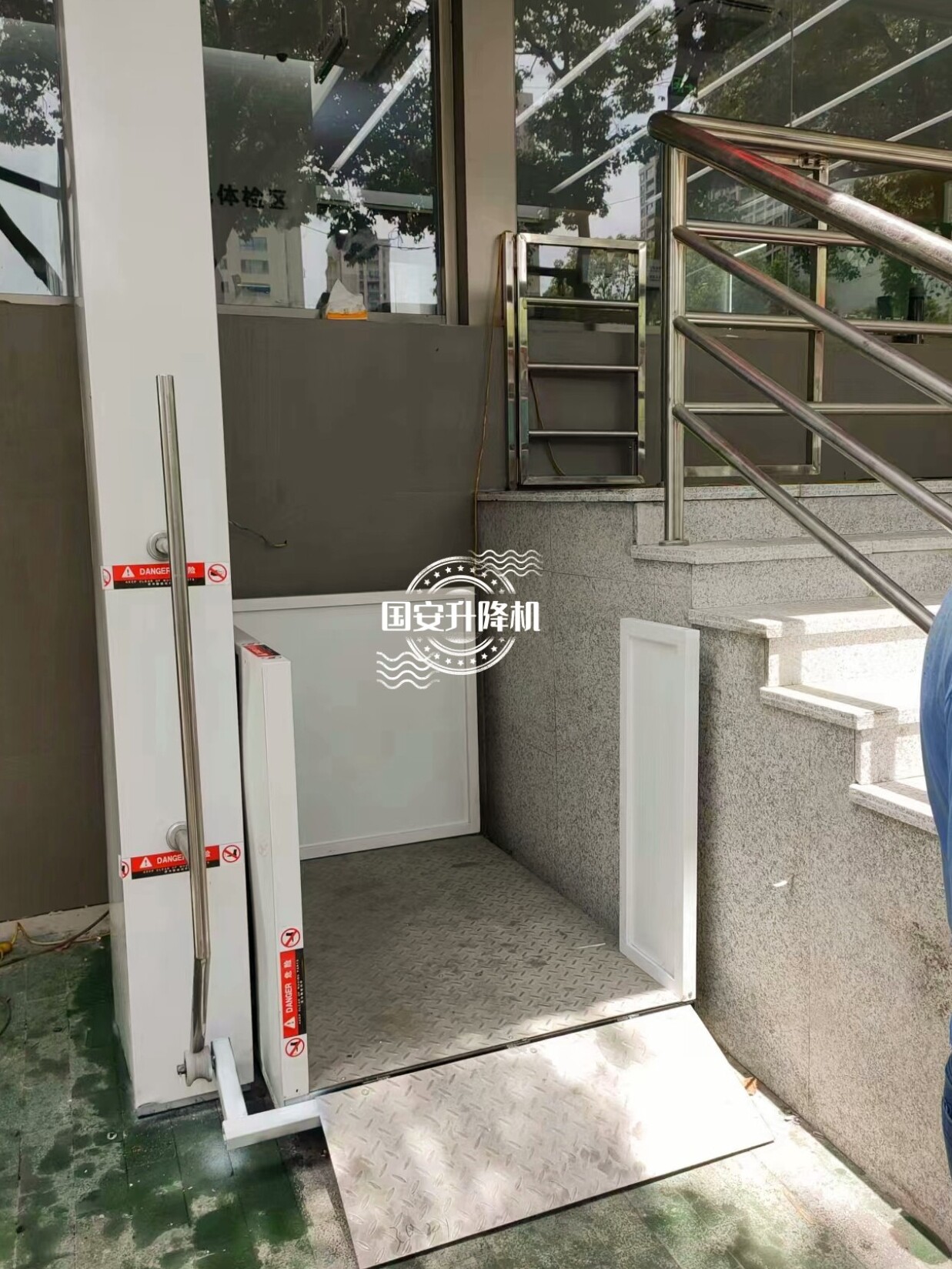 电梯无残疾人升降机障碍固定升降平台升降台式小型家用无定制障碍