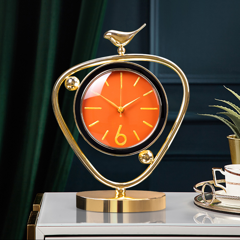 台式钟表现代轻奢座钟摆件高端大气桌面客厅家用装饰复古欧式时钟