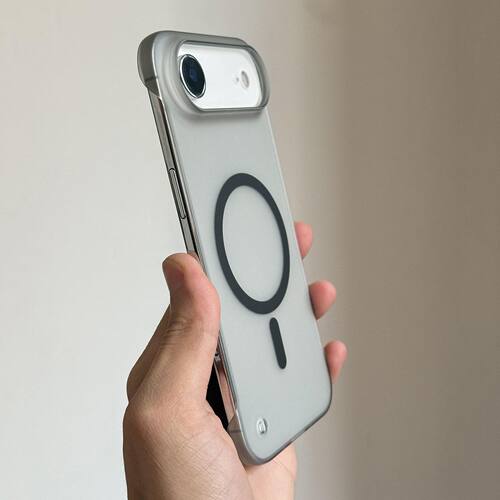 磁吸自带镜头膜适用苹果18promax手机壳新款iphone15/16/17磨砂无边框14plus全包13硅胶12防摔无线充保护套硬