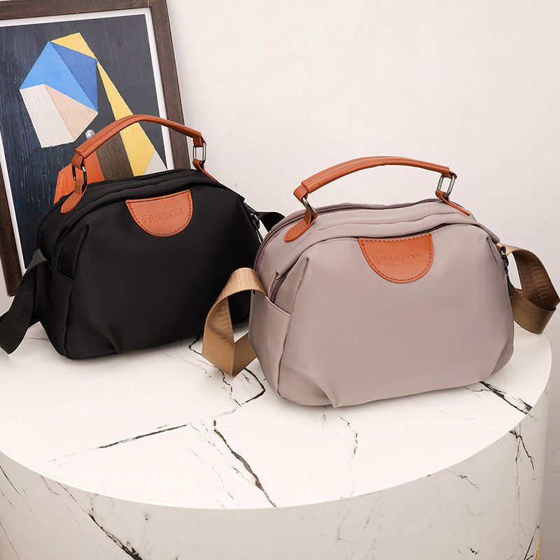 潮流斜挎单肩包百搭手提包