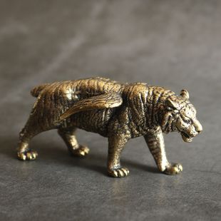 复古实心纯黄铜办公桌面车载小摆件飞天老虎茶宠工艺品手把玩件