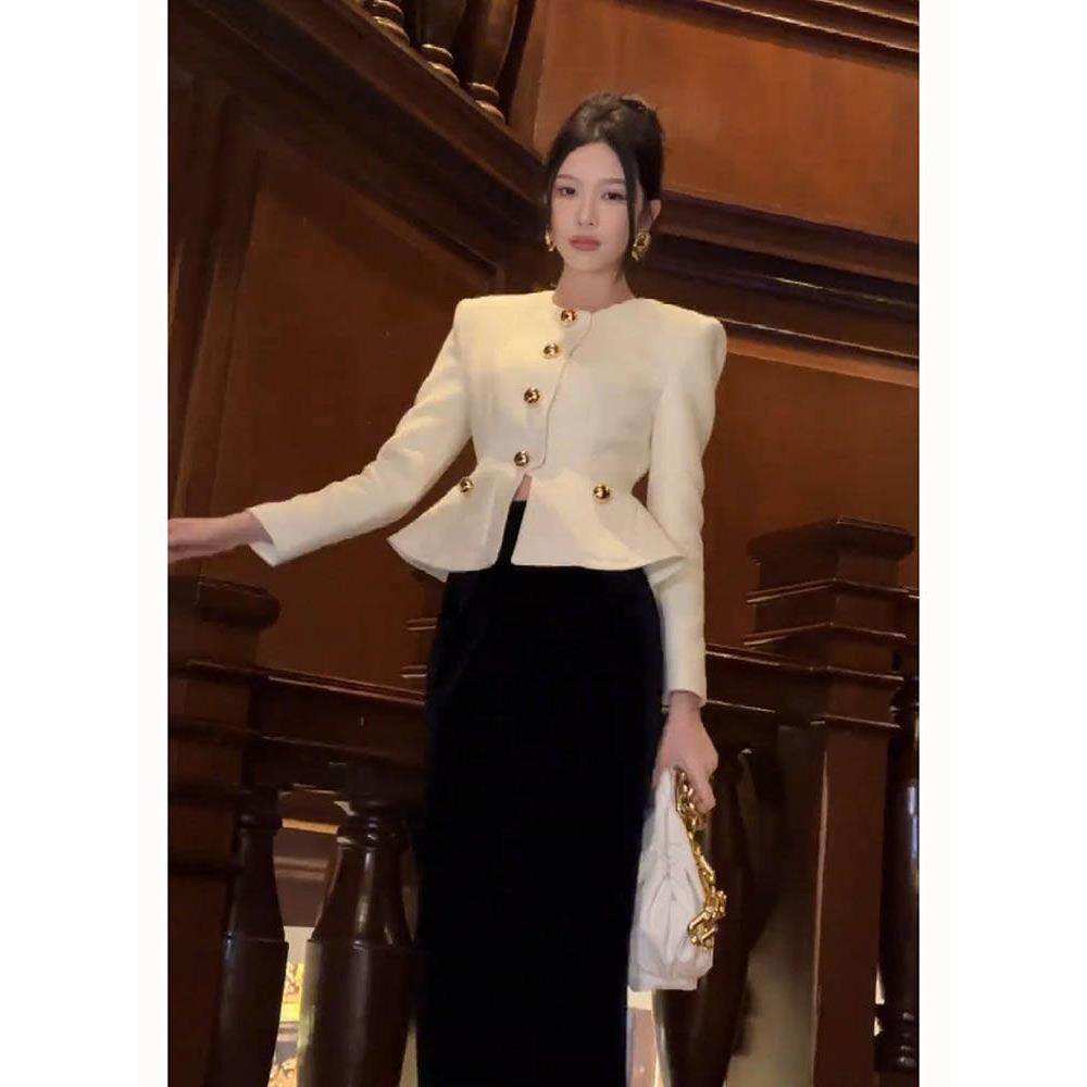 时尚高端小香风套装2025秋冬高级感短外套丝绒半身裙气质一整套女,女装/女士精品,时尚套装,淘宝优惠券,粉丝福利购,淘宝优惠卷