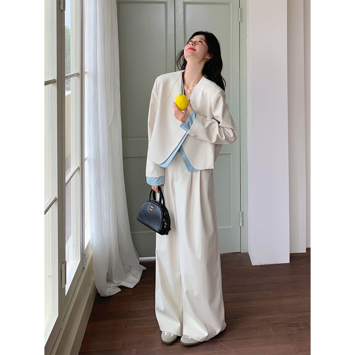 米杏色西装套装女2025新款初秋穿搭一整套时尚设计感阔腿裤两件套