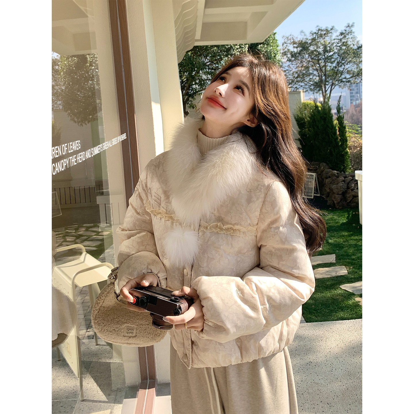 木耳边拼接印花羽绒服女冬季短款巨好看独特漂亮毛领90白鸭绒外套