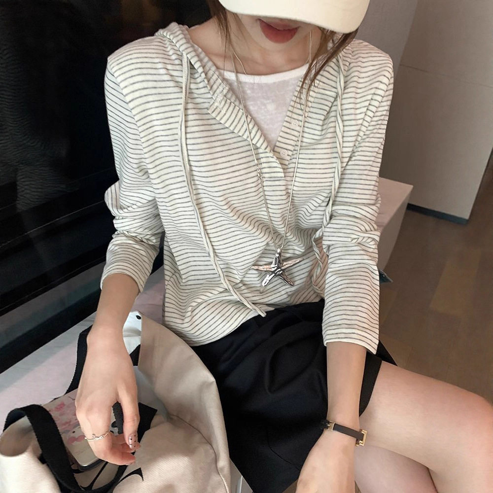 韩系休闲百搭假两件条纹