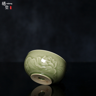 越窑秘色釉高档全手工雕刻荷花主人杯功夫茶杯个人喝茶专用品茗杯