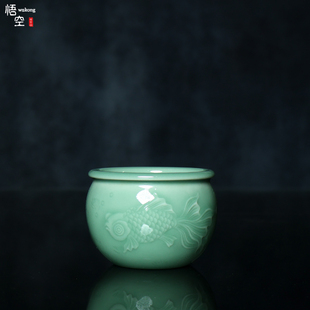 龙泉青瓷纯手工浮雕金鱼风水缸杯梅子青主人杯功夫茶具品茗杯单杯