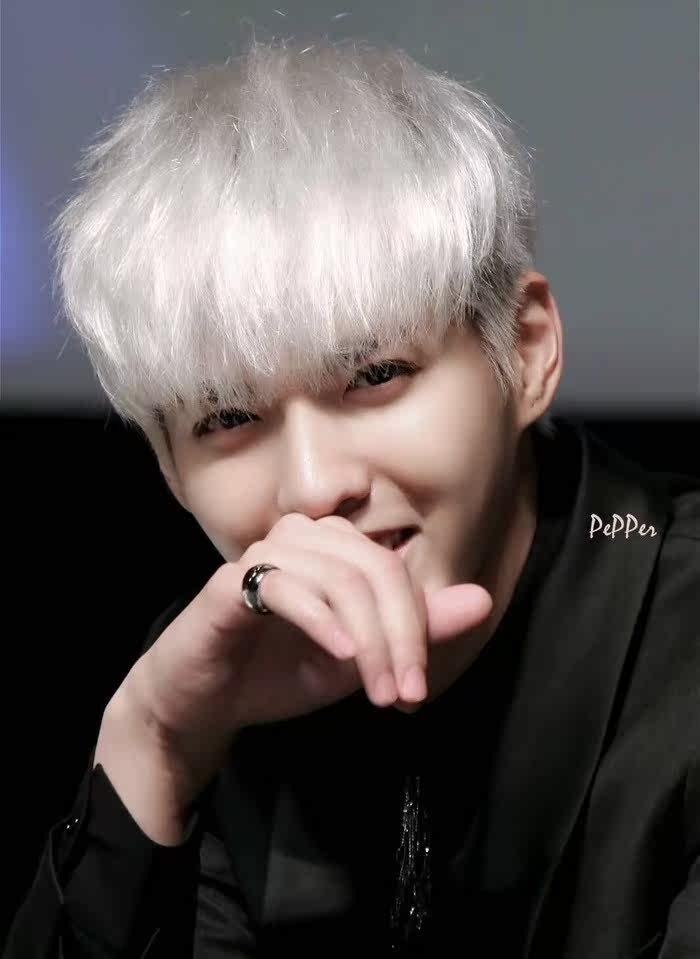 Perruque cheveux raides Court - Ref 2608834 Image 3