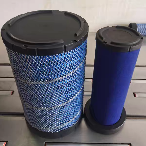 2034PU适配新款唐骏轻卡货车2033空气滤芯高效精品滤清器K2034