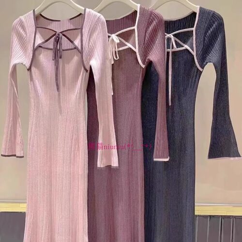 挂脖喇叭袖修身针织鱼尾连衣裙