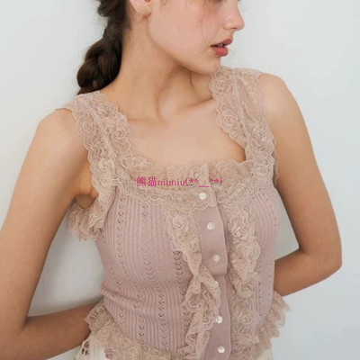 甜美百搭蕾丝褶边针织吊带背心