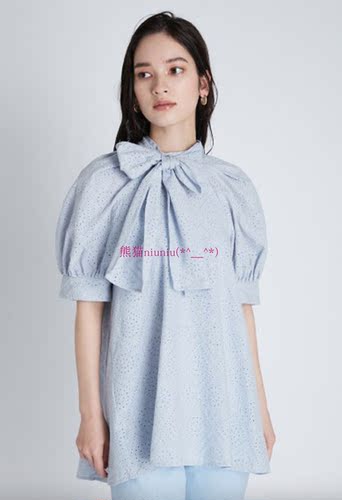 纯圆泡泡袖蝴蝶结镂空刺绣衬衫