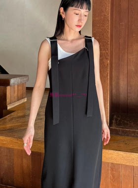 原厂独家！松本惠奈C1ane 不对称斜领前开叉背带连衣裙14112-5232