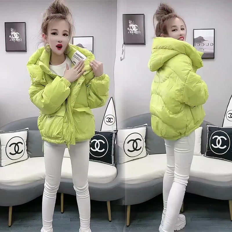 百搭绿色连帽加厚棉衣服