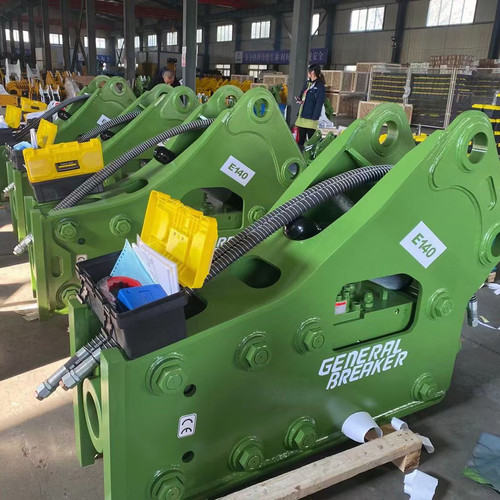 挖掘机配件进口工兵炮头165 155 140 135 100 53 68 75 破碎锤纤