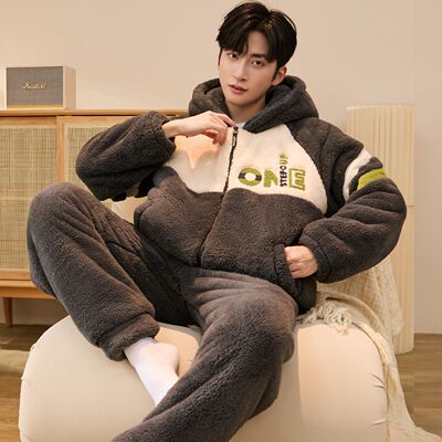 睡衣男款2025新款冬季珊瑚绒加厚加绒男士大码青少年学生大童套装