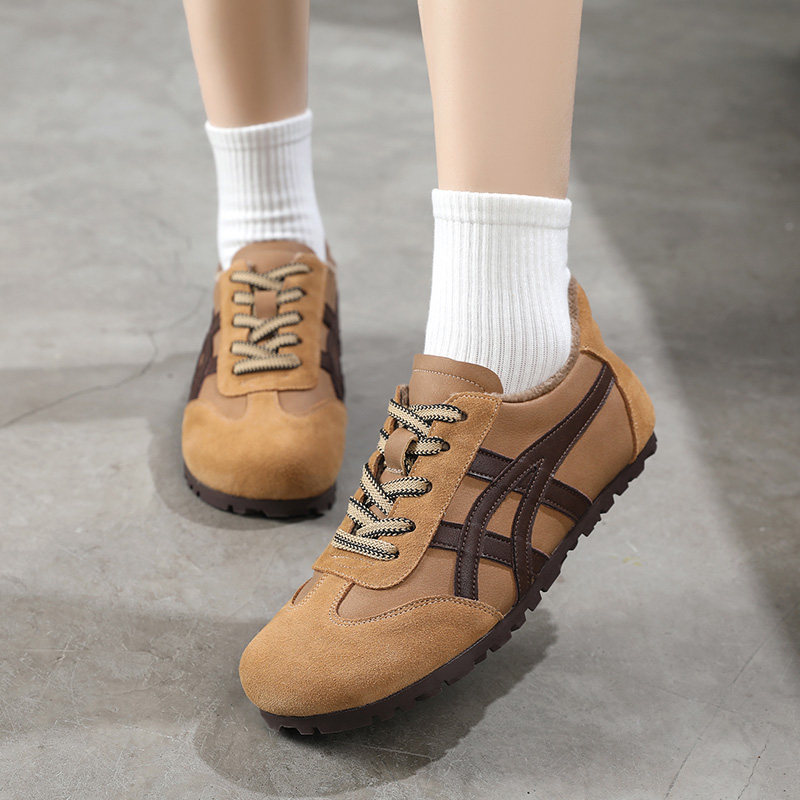 玲峰大码真皮女鞋柔软舒适保暖