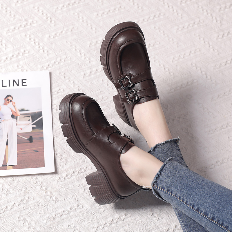 玲峰大码真皮女鞋柔软舒适透气