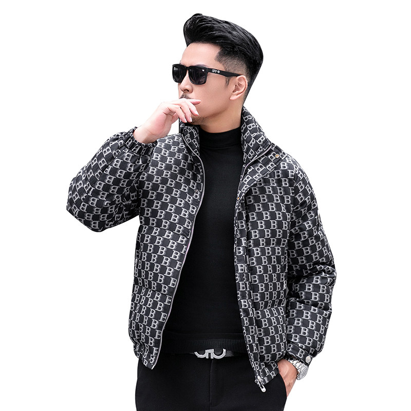 主推2024冬季立领加厚新款男士90白鸭绒羽绒服9807-P295模特,男装羽绒服,钱塘6023