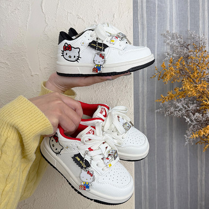 儿童真皮运动鞋2026年新款男童休闲圣诞红女童新年卡通小白板鞋潮