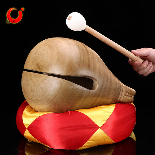 台湾寺庙老式民间乐器木鱼